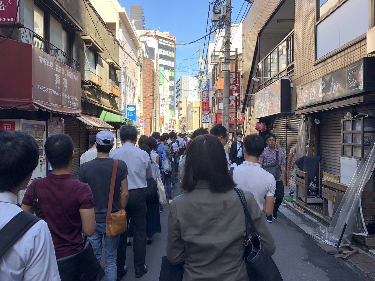 西川口駅が入場規制で半端ないことに 京浜東北線 列が進む気配すらない 長蛇の列 ひま速